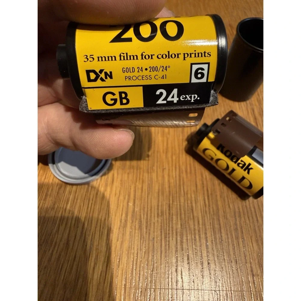 2 Rolls Kodak Gold 200‎ 35mm Color Print Film 24 Exp C-41 DX Loose Canisters
